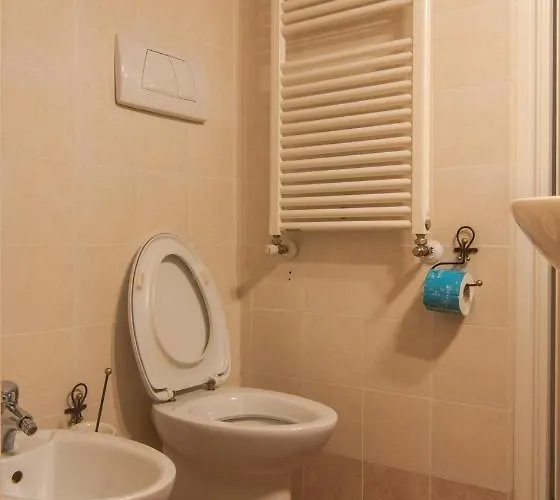 Πανσιόν Umbrian Concierge - Rocca 3*